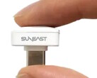 Компания Suneast выпускает пузатые флэш-накопители с интерфейсом USB-C, которые для удобства можно постоянно оставлять подключенными к смартфону, планшету или ноутбуку. (Источник изображения: Suneast)