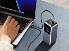 Новый пауэрбанк UGREEN 200W 25 000 мАч оснащен тремя портами. (Источник изображения: UGREEN)