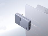 В США доступна модель Ugreen Nexode Air 100W с плоским дизайном.