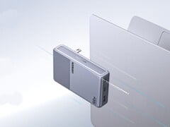 В США доступна модель Ugreen Nexode Air 100W с плоским дизайном.
