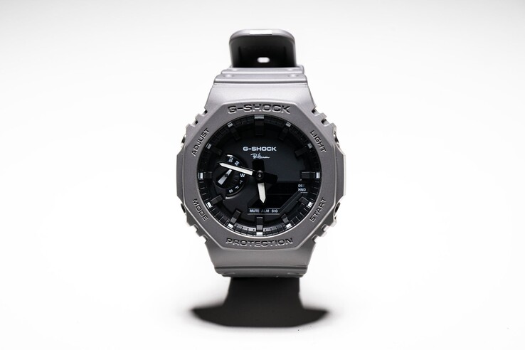 Часы Casio G-Shock x Ron Herman GA-2100. (Источник изображения: Ron Herman)