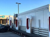 Tesla развертывает зарядные устройства MegapackChargers, чтобы справиться с праздничными заторами на станциях Supercharger (Источник изображения: PRNDL by Jordan Golson)