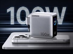 Новая модель Ugreen Nexode Pro 100W оснащена четырьмя портами и интеллектуальным дисплеем