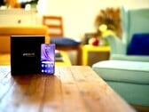 Vivo X300 FE — это компактный и высококачественный смартфон, который при этом не ударит по карману.