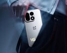 OnePlus 16 может стать одним из лидеров предстоящего рейтинга бенчмарка AnTuTu. На фото: рекламное изображение смартфона.