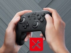 Геймер перемещает левый большой палец на контроллере Switch 2 Pro Controller