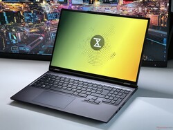 Инженерный образец Tuxedo Stellaris 16 Gen 7