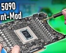 Модифицированная RTX 5090 (источник изображения: YouTube-канал der8auer)