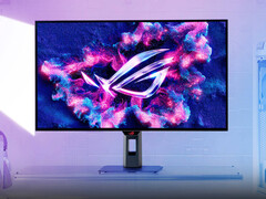 Ноутбук ROG Strix OLED XG32UCWG впервые появился в продаже в Китае. (Источник изображения: Asus)