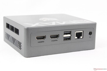 Сзади: 2x HDMI 2.1, 2x USB-A 2.0, RJ-45, адаптер переменного тока