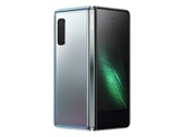 Galaxy Fold наконец анонсирован, однако известны ещё не все характеристики устройства (Изображение: ixbt)