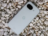 Pixel 10a белого цвета