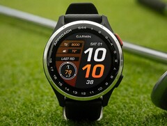 Смарт-часы Garmin Approach S44 (на фото) и Approach S50 получили новые стабильные обновления. (Источник изображения: Garmin)