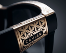 Новые очки «Odyssey» от Caviar выпускаются в золотом или серебряном цвете.