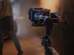 Пока что RS 5 изображен только в одном цветовом варианте, как и RS 4 Pro, показанный здесь. (Источник изображения: DJI)