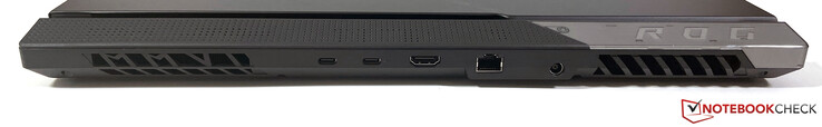Задняя сторона: USB-C 4.0 with Thunderbolt 4 (40 Гбит, DisplayPort ALT mode), USB-C 3.2 Gen.2 (10 Гбит, DisplayPort ALT mode, Power Delivery), HDMI 2.1, 2.5 Гбит Ethernet, разъем питания
