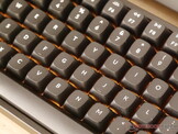 RGB-подсветка едва заметна при дневном свете. 