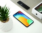 Компания BOE является одним из ключевых поставщиков дисплеев для iPhone. (Источник изображения: Unsplash, отредактировано)