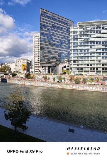 Основная камера Oppo 23 мм.