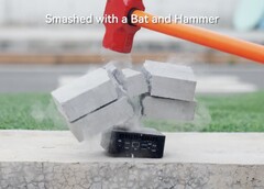 Вам когда-нибудь хотелось разбить свой мини-ПК молотком? Geekom точно чувствовал. (Источник изображения: Geekom via X)