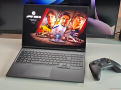 XMG Apex 16 Max (источник изображения: Notebookcheck)