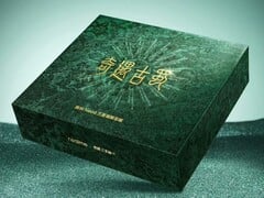 Розничная упаковка Realme Neo 8 Sanxingdui Limited Edition.