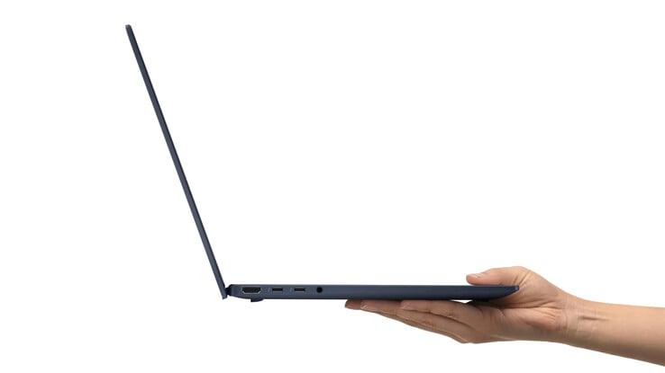 EliteBook X G2i весит около 990 г и сужается до 7 мм в самом тонком месте.
