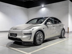 Модель Y L поставляется с новым звуковым сигналом &quot;Hey,Tesla&quot;. (Источник изображения: Tesla Lounge/Reddit)