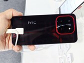 HTC уже показала свой новый игровой смартфон Wildfire на выставке технологий (Источник изображения: @hkyamane)