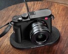 Leica M EV1 - это, по сути, Leica Q3 со сменными объективами. (Источник изображения: Leica)