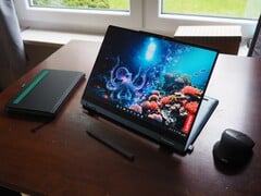 Обзор ноутбука Lenovo Yoga 7 2-in-1 14AKP10: Zen 5 бросает вызов Intel