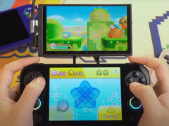 Компания Anbernic представила игру на двух дисплеях Nintendo DS на нескольких последних портативных устройствах, включая RG476H, изображенную на фото. (Источник изображения: Anbernic)