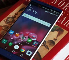 LG делает упор на верхний сегмент (Изображение: Engadget)