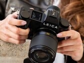 Камера Leica SL3-P позиционируется как настоящая полнокадровая универсальная модель.