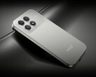 Xiaomi продает Poco F8 Pro в синем и черном цветах, а также в варианте Titanium Silver, показанном здесь. (Источник изображения: Xiaomi)