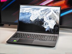 Lenovo ThinkPad P16v Gen 3 (источник изображения: Notebookcheck)