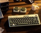 Клавиатура 8BitDo Retro 68 Keyboard AP50th Limited Edition оснащена крышками для клавиш из алюминиевого сплава.