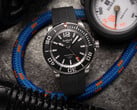 Дайверские часы Hanhart Aquasphere матового чёрного цвета обеспечивают 38 часов запаса хода