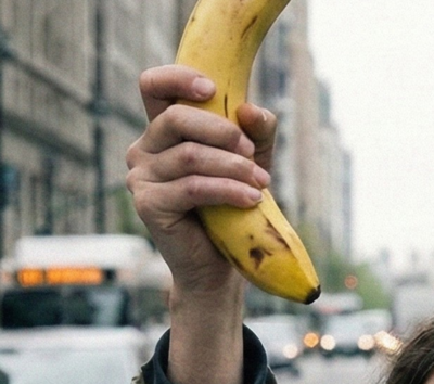 Анатомически сомнительная рука