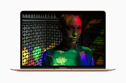 Сегодня в обзоре: Apple MacBook Air 2018. Тестовый образец предоставлен магазином Cyberport.