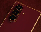 Samsung W26 в цветовом варианте Dan Xi Red. (Источник изображения: Samsung) 