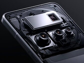 Xiaomi дарит и забирает свой новый смартфон Ultra. (Источник изображения: Xiaomi)