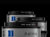 Полнокадровые кинообъективы Zeiss Aatma T1.5 с несколькими фокусными расстояниями, включая модели 40 мм, 65 мм и 100 мм