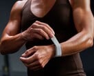 Amazfit Helio Strap - один из самых доступных фитнес-браслетов на рынке.