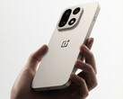 OnePlus 15 может появиться в Китае 27 октября 2025 года. На фото: задняя панель телефона. (Источник изображения: OnePlus)