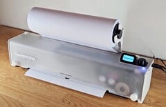 Принтер Openprinter отличается компактностью, возможностью ремонта и простотой заправки.