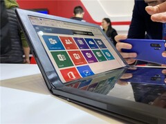 Гибкий ПК Lenovo ThinkPad X1 продемонстрирован в Китае. (Источник: Lenovo / ITHome)