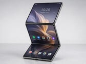 Как может выглядеть вертикальная складная модель от Huawei.