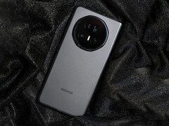 Magic V5 должен превзойти Oppo Find N5 по производительности благодаря 8-ядерному чипсету Snapdragon 8 Elite, бывший на фото. (Источник изображения: Honor)