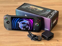 Claw A1M - Портативная игровая приставка